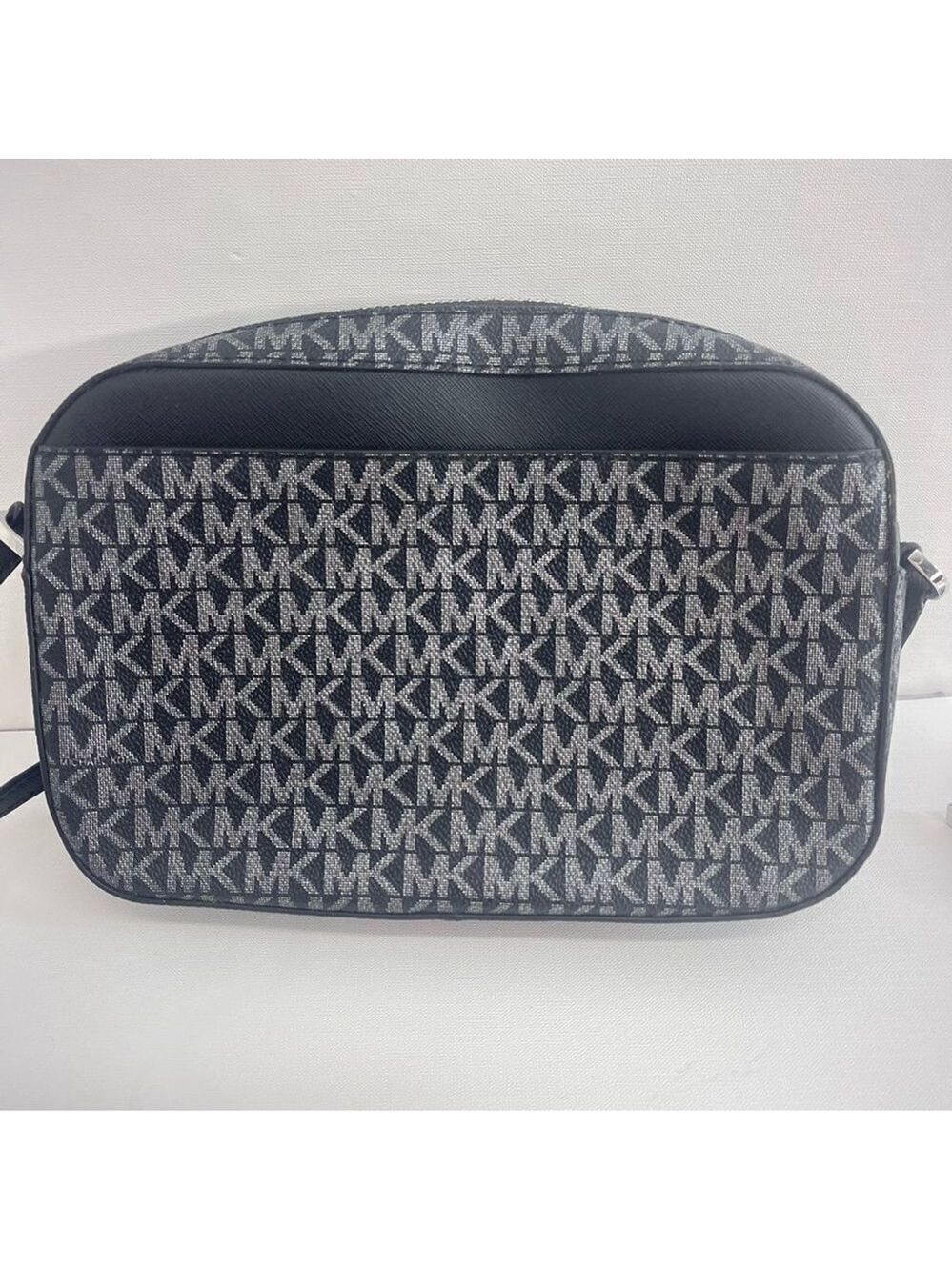 Michael Kors Chain Crossbody With Matching Wallet Set Silver Black Metallic Logo - Picture 3 of 10